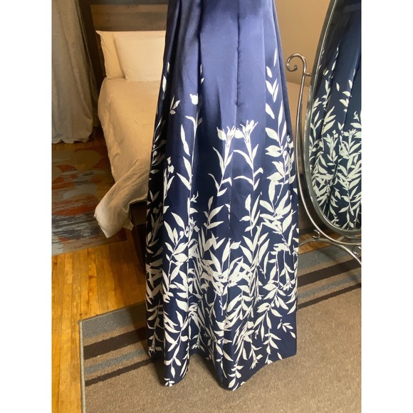 Morgan & Co. Gown Womens 9/10 Maxi Dress Floral Print Sleeveless Navy Blue - Picture 11 of 16